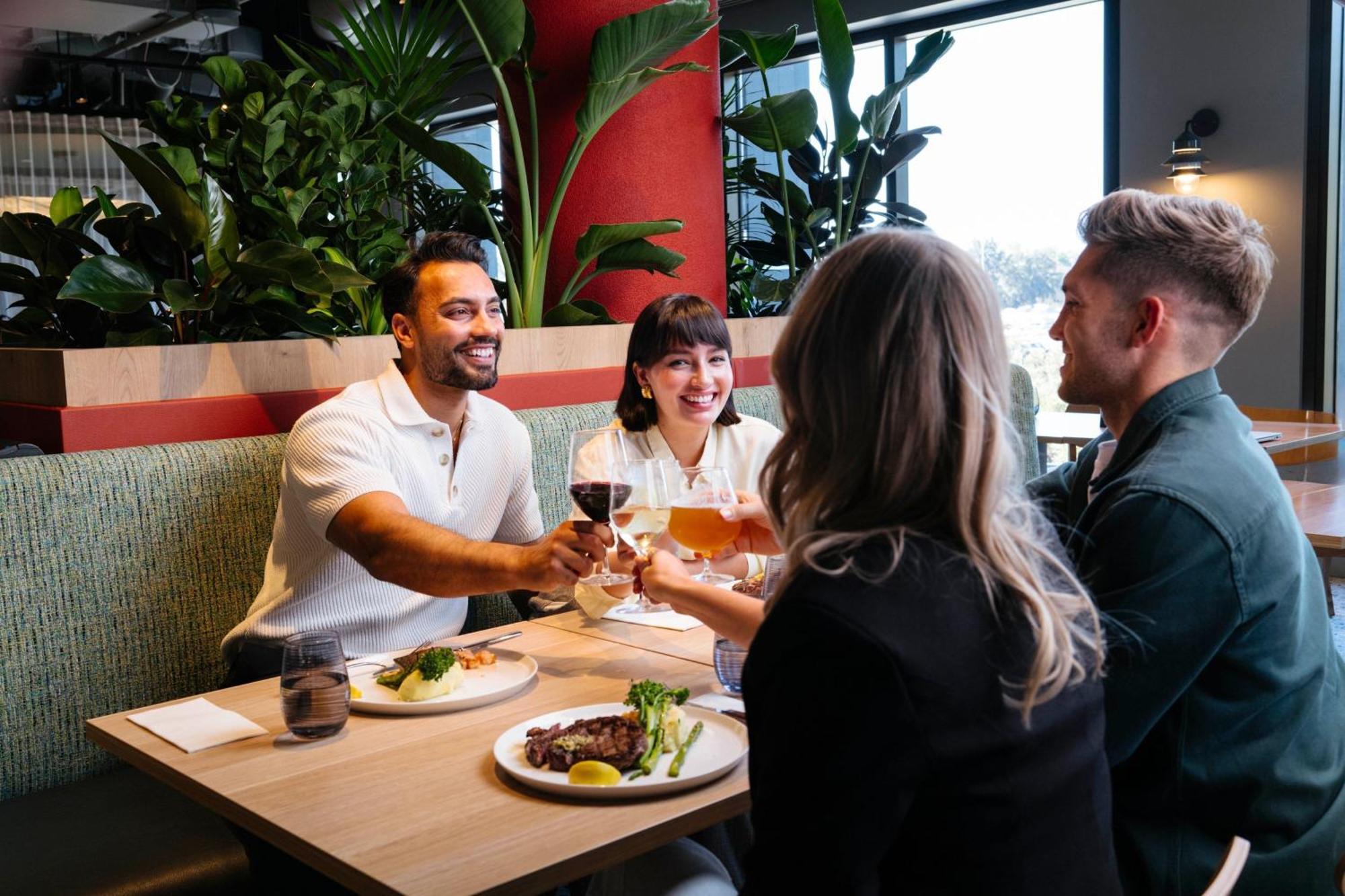 Courtyard By Marriott Perth Murdoch フリーマントル エクステリア 写真