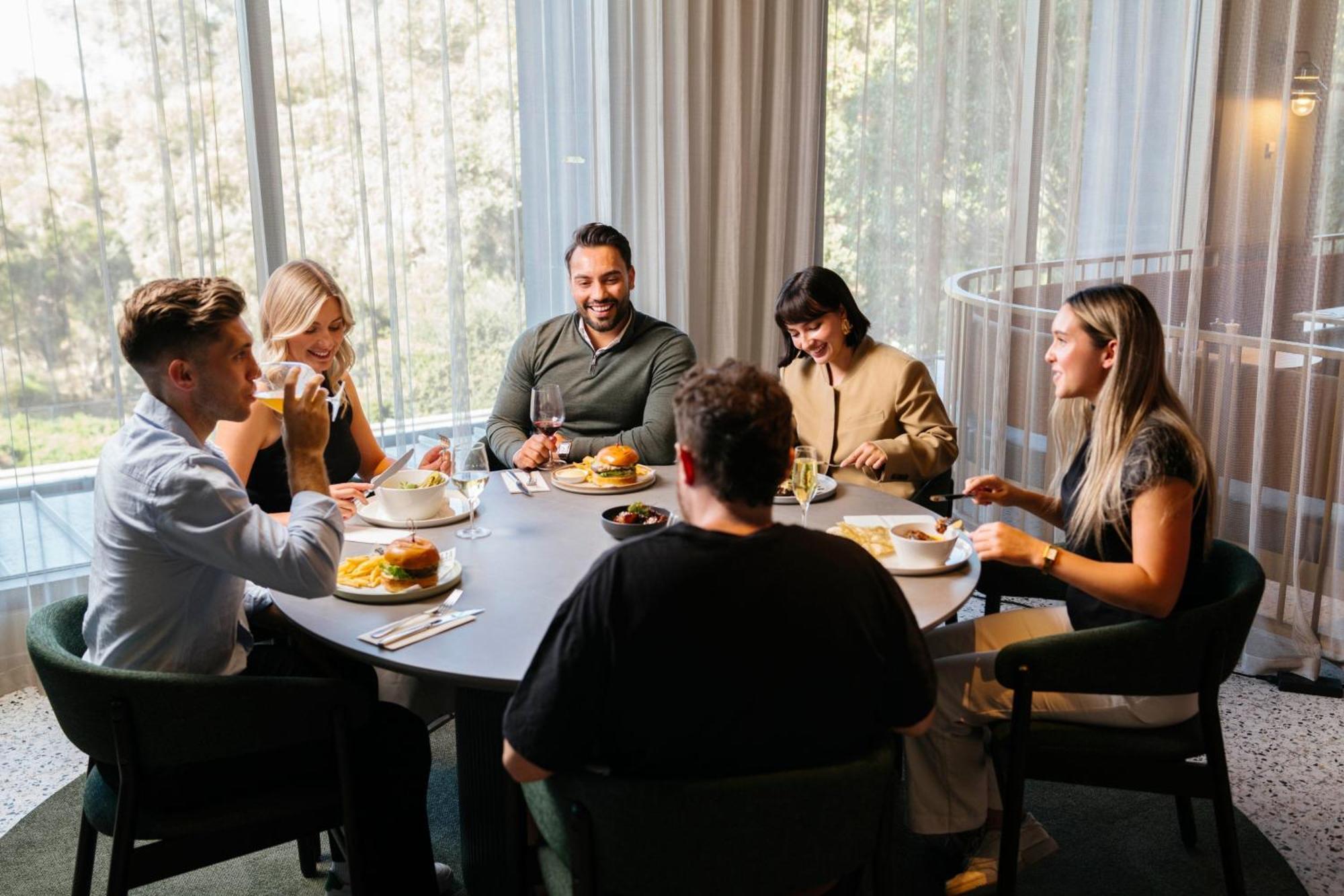 Courtyard By Marriott Perth Murdoch フリーマントル エクステリア 写真