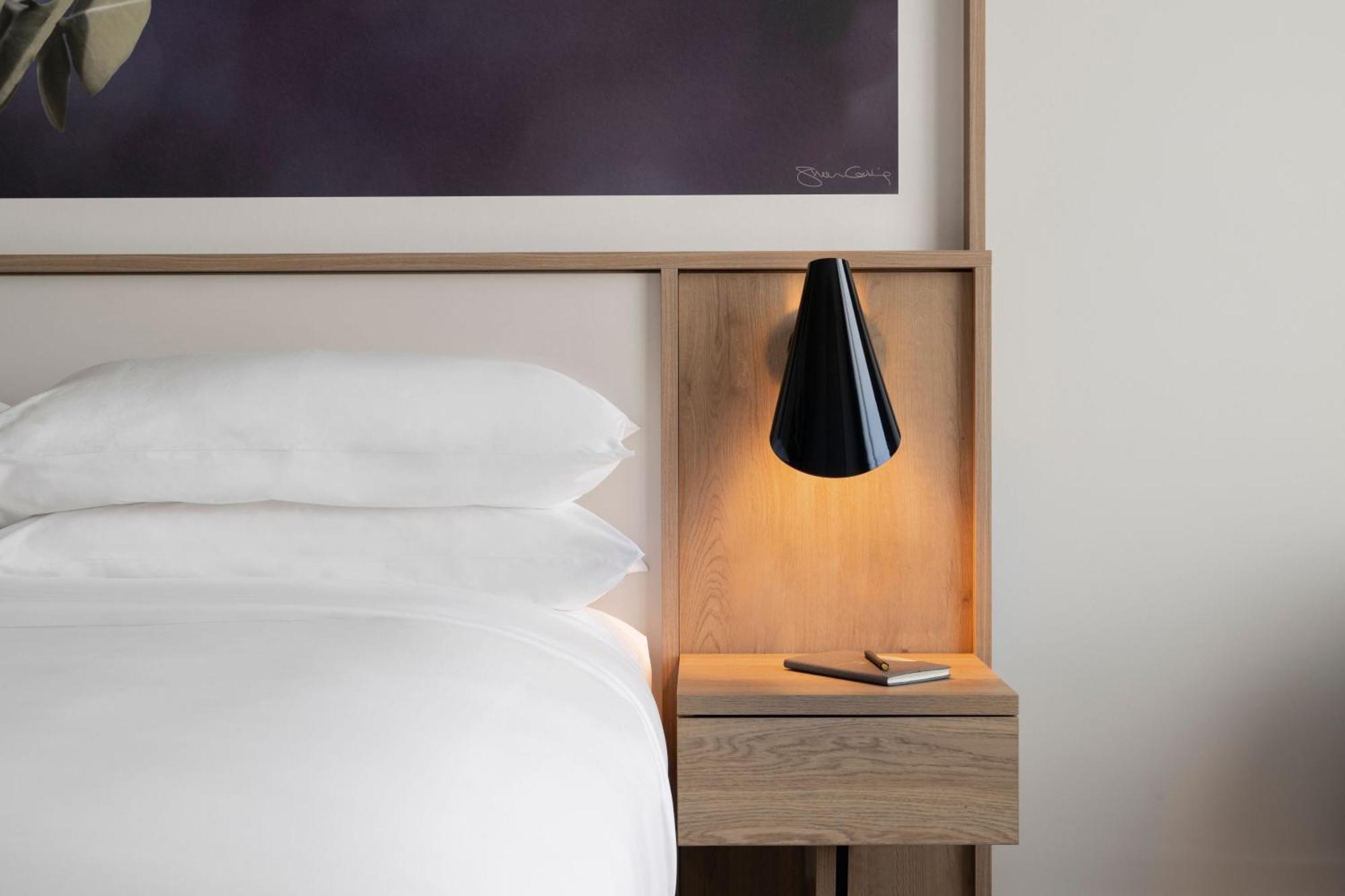 Courtyard By Marriott Perth Murdoch フリーマントル エクステリア 写真